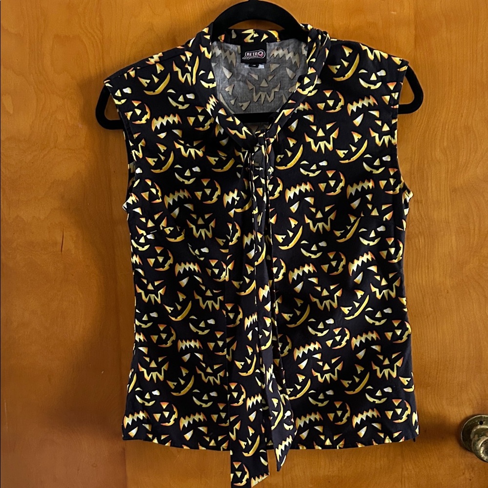 Retrolicious jackolantern bow blouse small